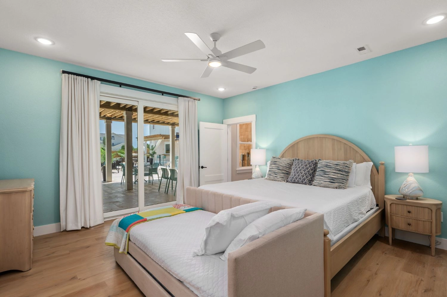 Hill Runner Oceanfront Home in Pennys Hill Beach Club 4x4