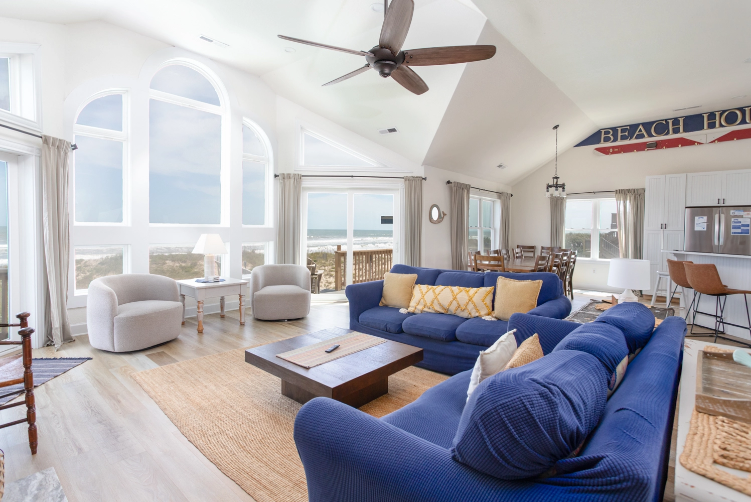 Heavenly Daze Oceanfront Home in Villages at Ocean Hill Corolla