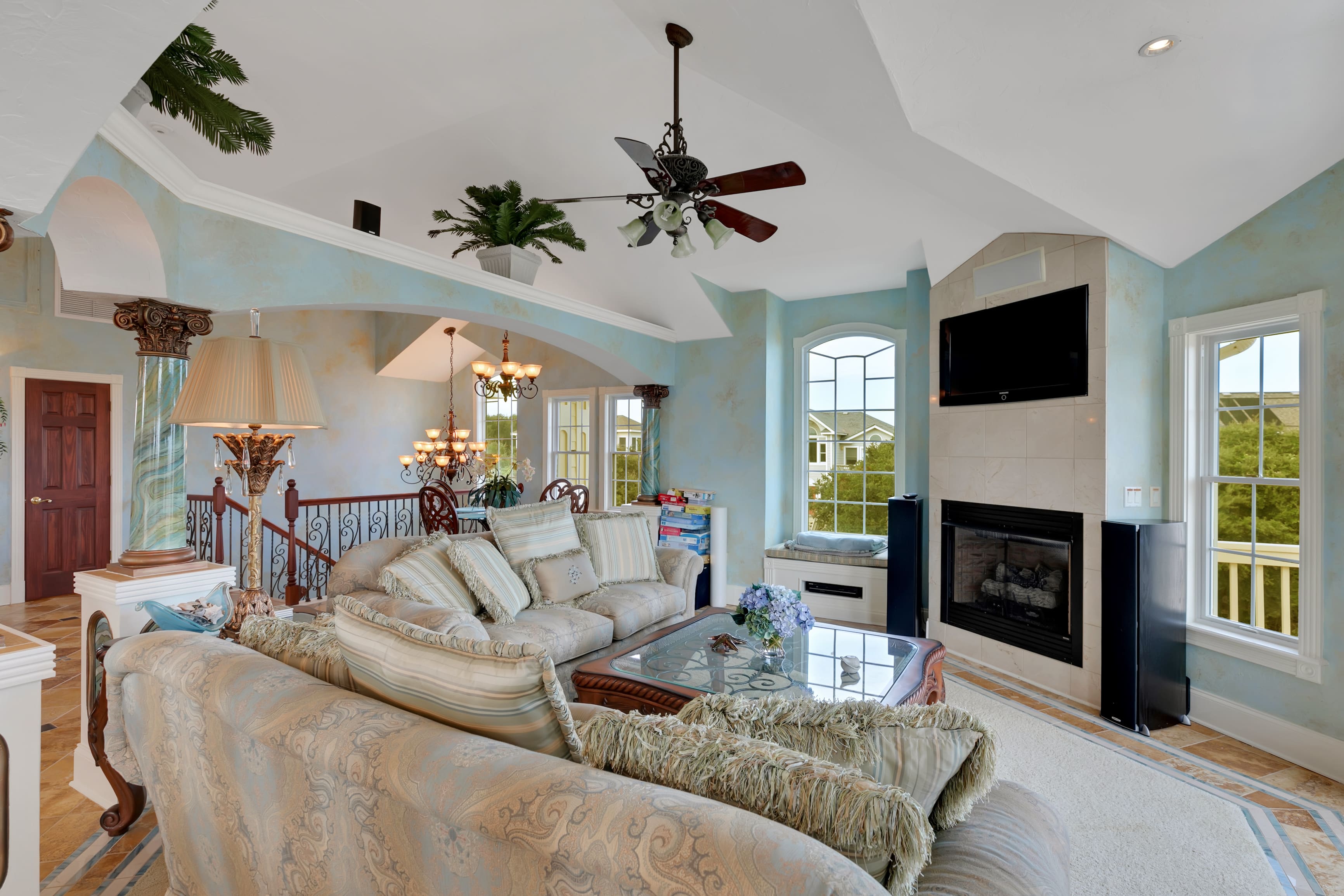 Catch and Relax property image