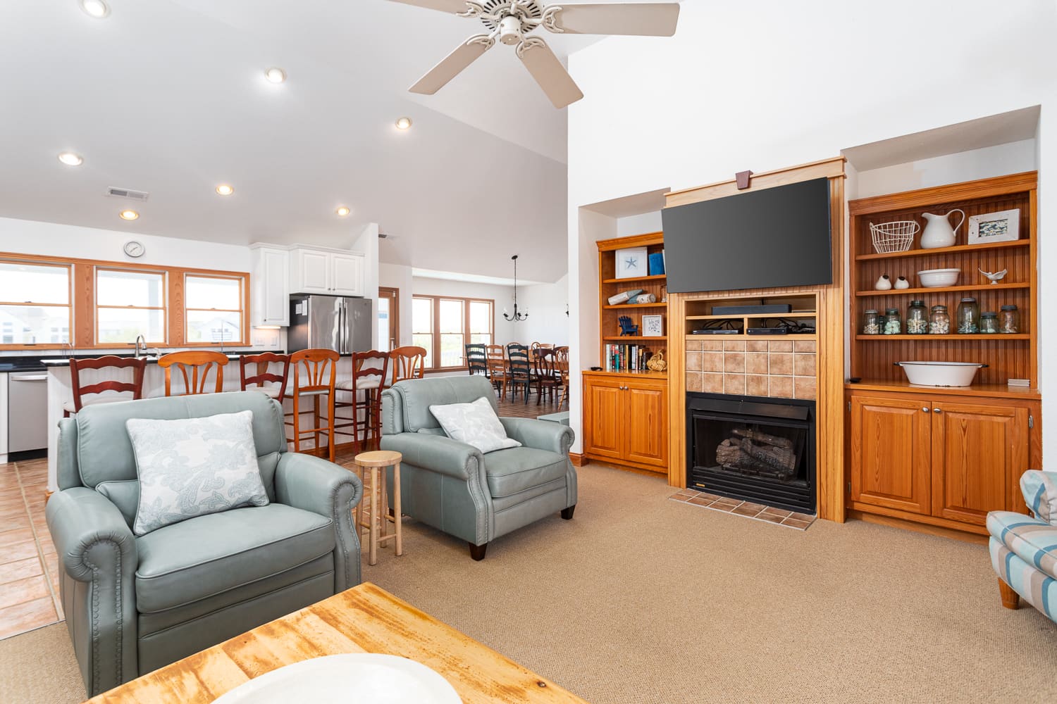 4 Seasons.calm property image