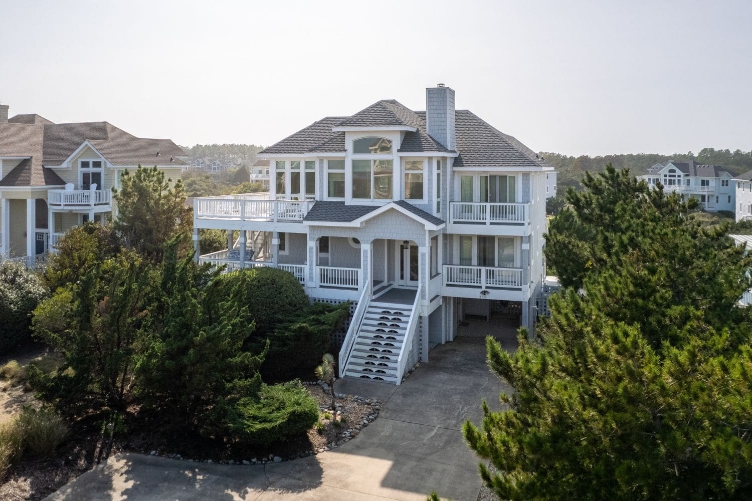 Hundred Thousand Welcomes property image