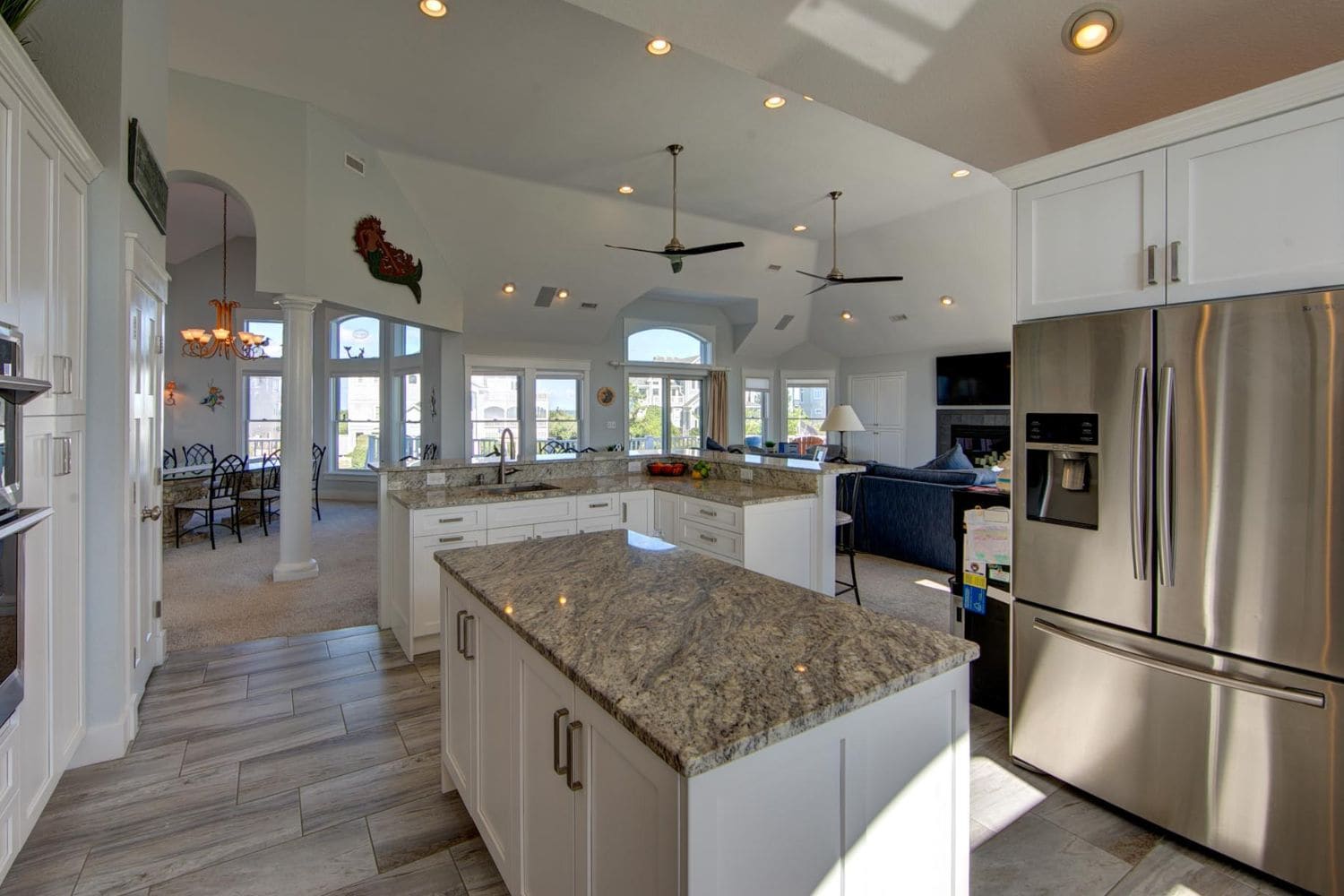 Champagne Sunrise property image
