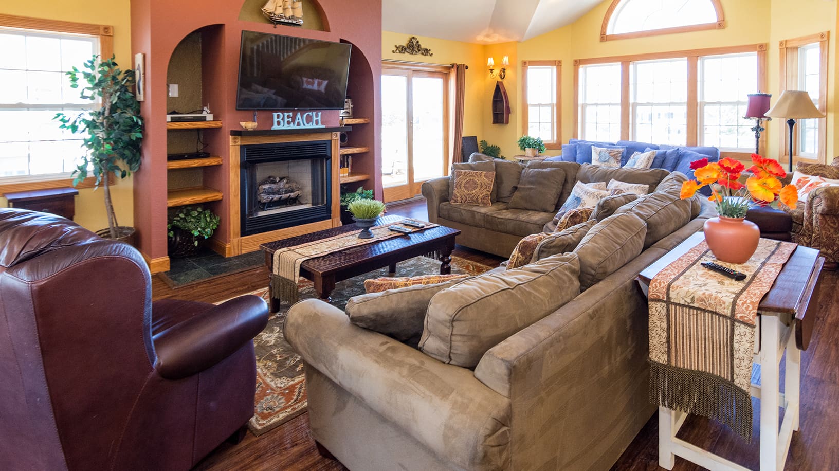 A Hop to the Beach property image