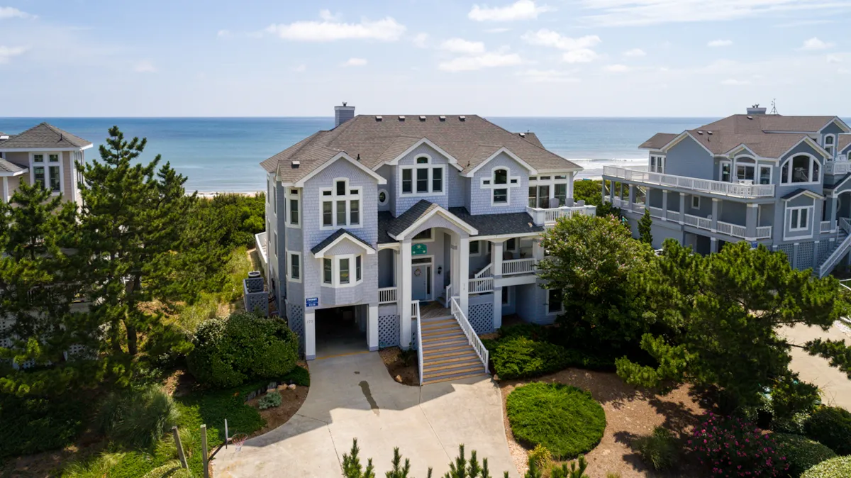 Holiday House