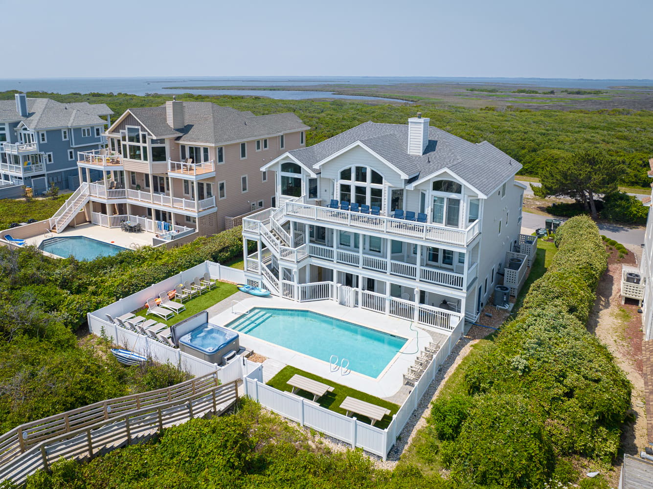 The Sound and the Sea property image