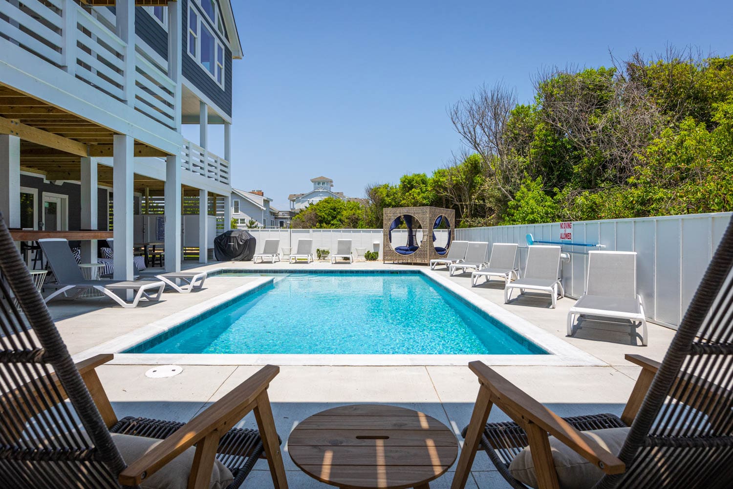 Blue Pearl property image