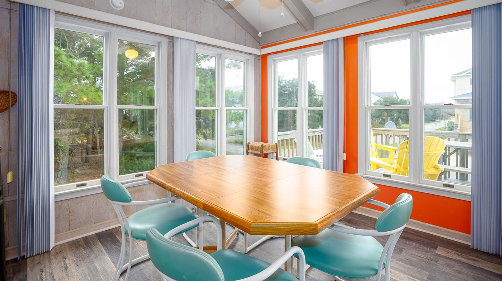 Dearling's Dolphin property image