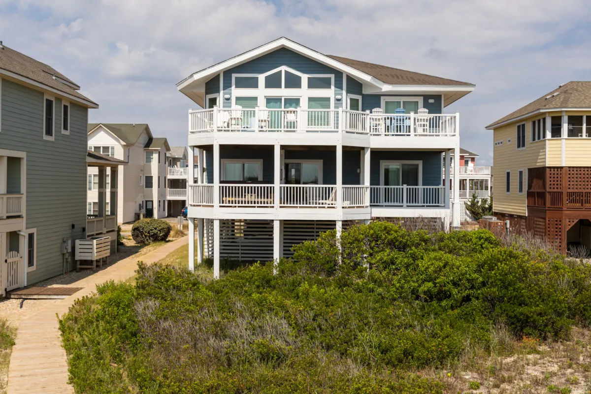 Stayin' by the Sea