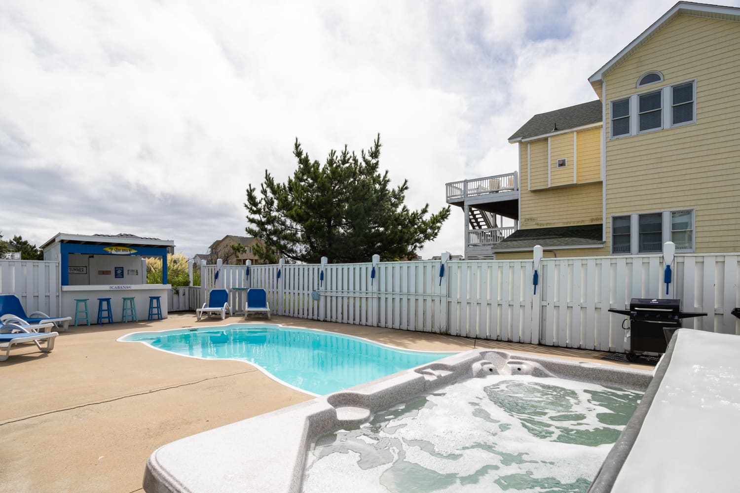 Ocean Dreams property image