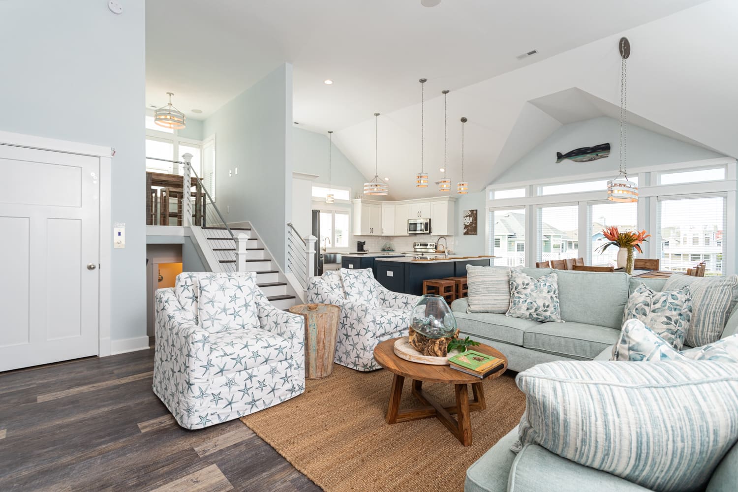Isn't Sea Lovely property image