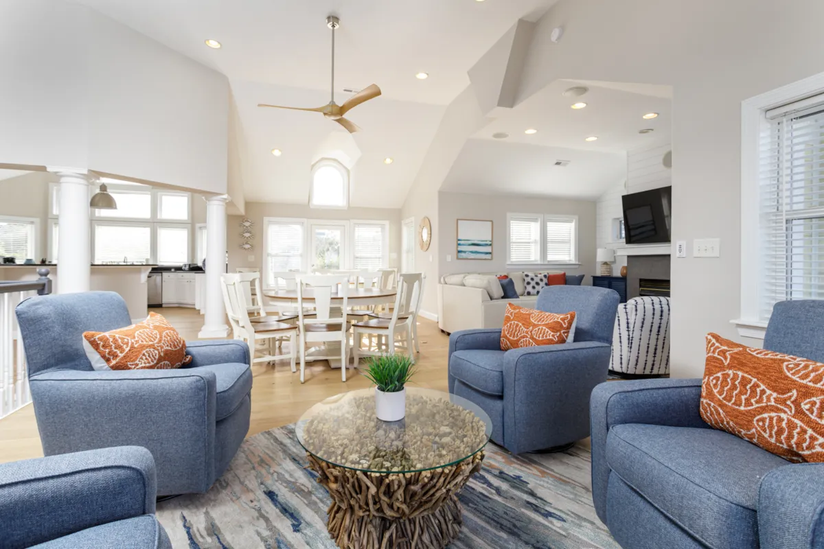 Oceans Nine Oceanside Home in Whalehead Corolla