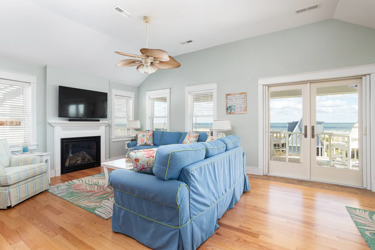 Hello Sunshine Semi-Oceanfront Home in Kill Devil Hills KDH