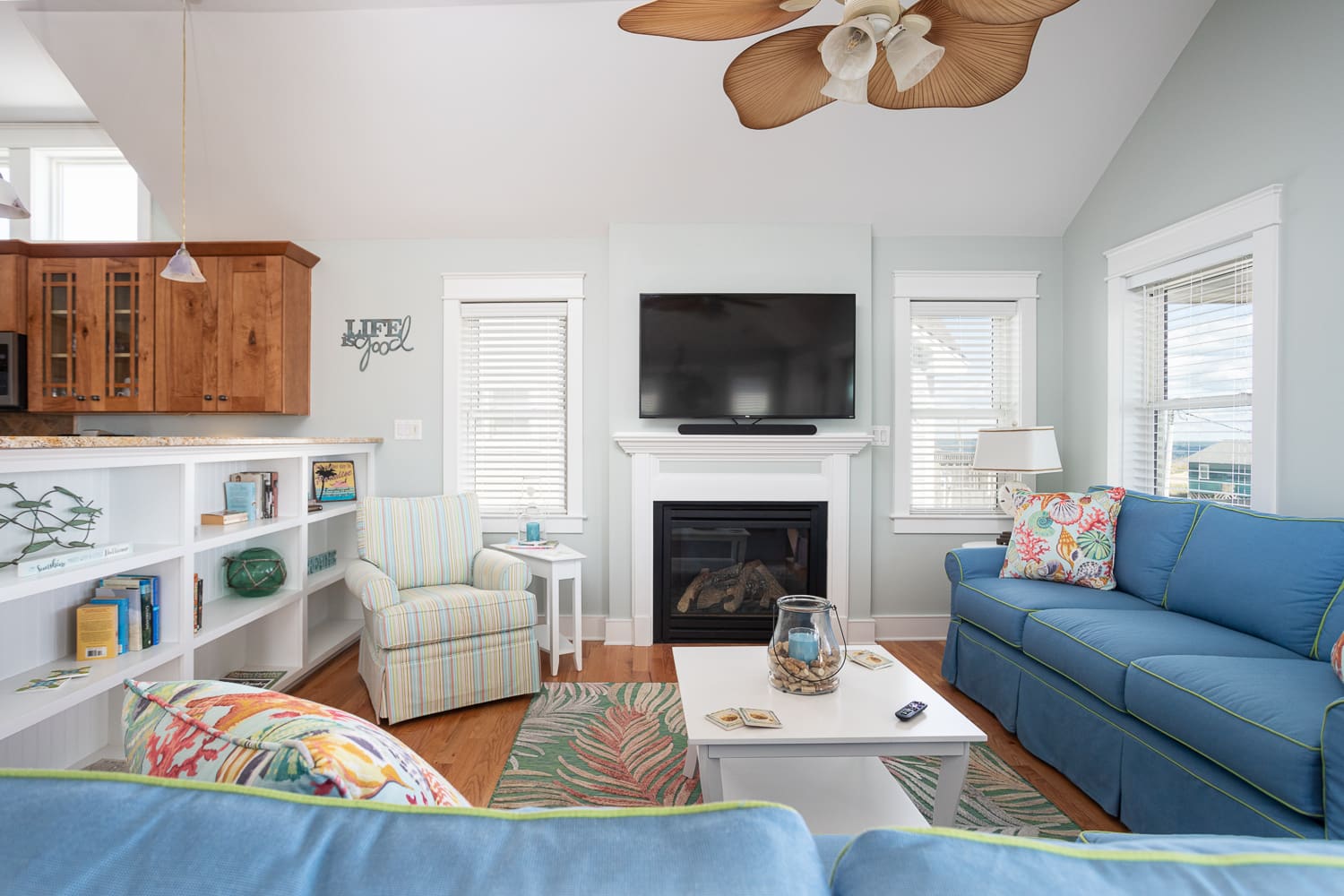 Hello Sunshine Semi-Oceanfront Home in Kill Devil Hills KDH