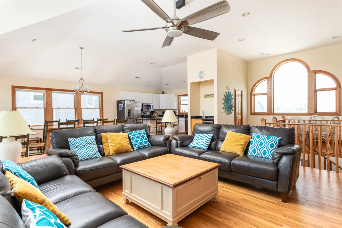 Sun UP Oceanfront Home in Villages at Ocean Hill Corolla