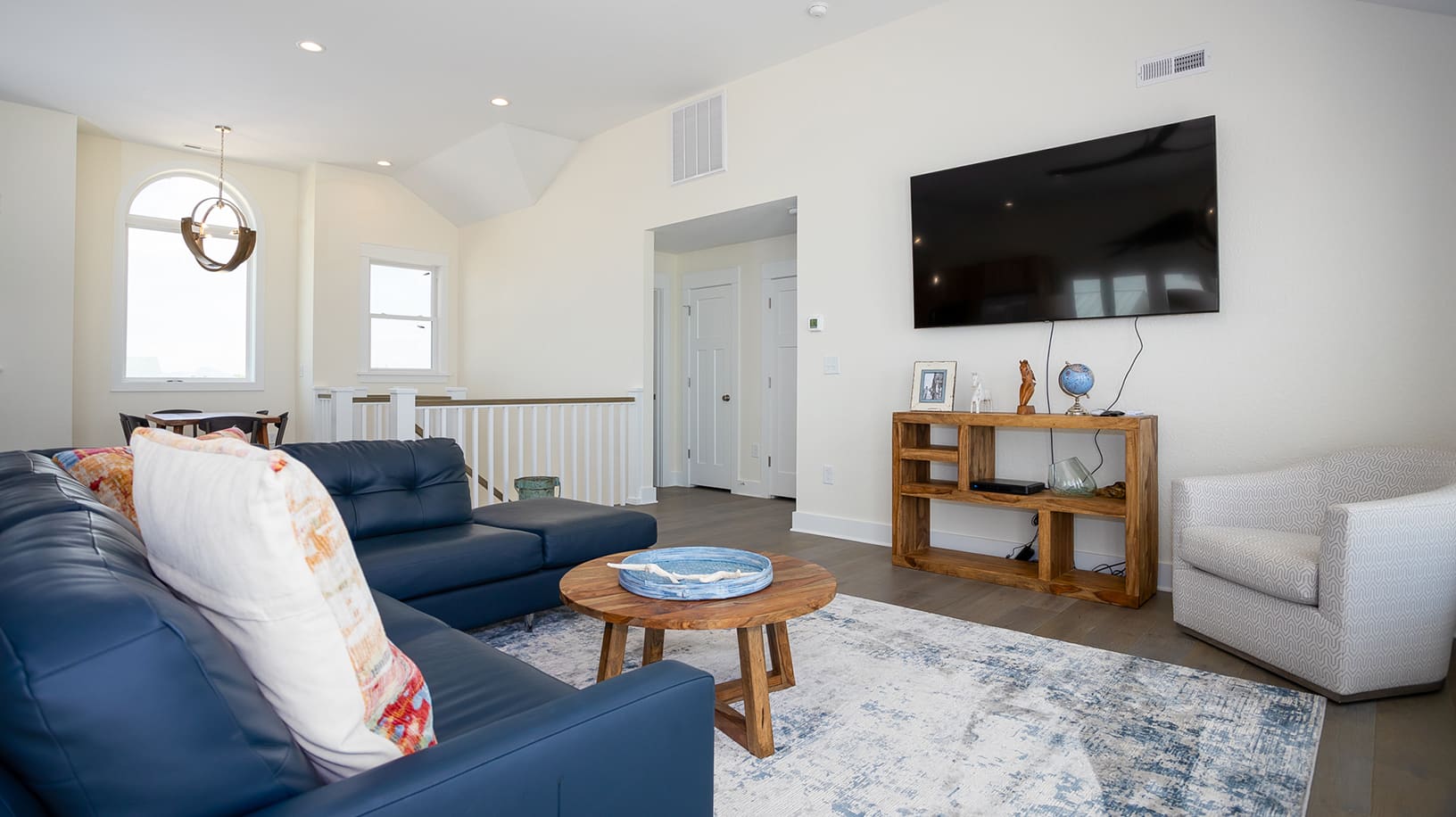 Best of Both Worlds property image