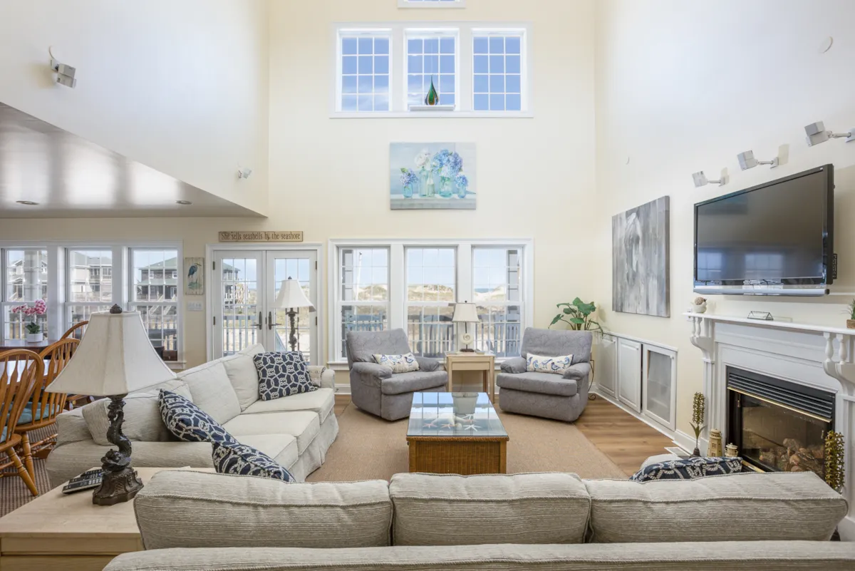 Sea Shanty Semi-Oceanfront Home in North Swan Beach 4x4