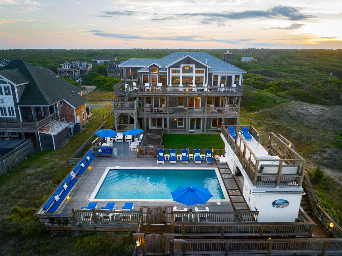 Buffet's Beach property image