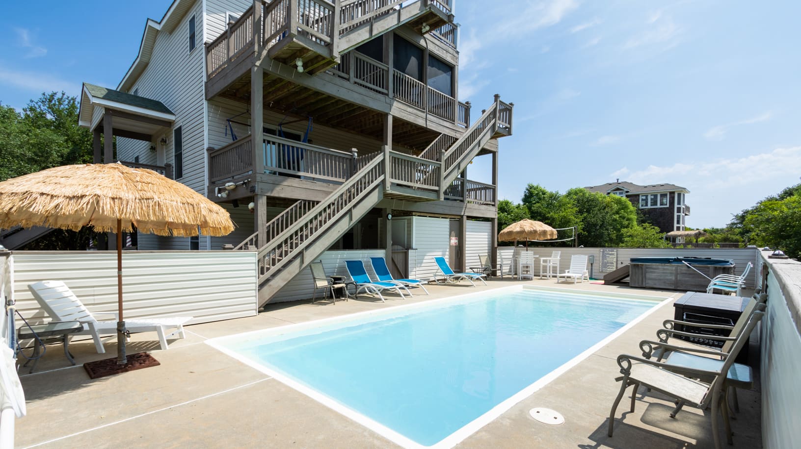 Carova's Warf property image