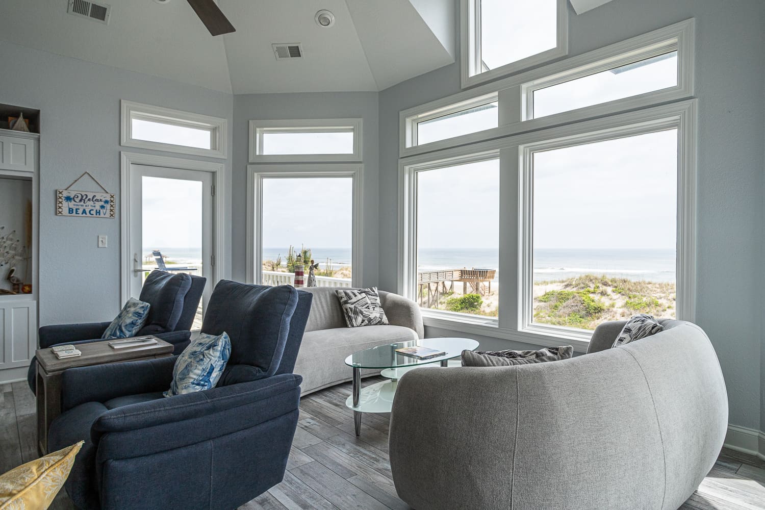 Azure Dreamin' property image