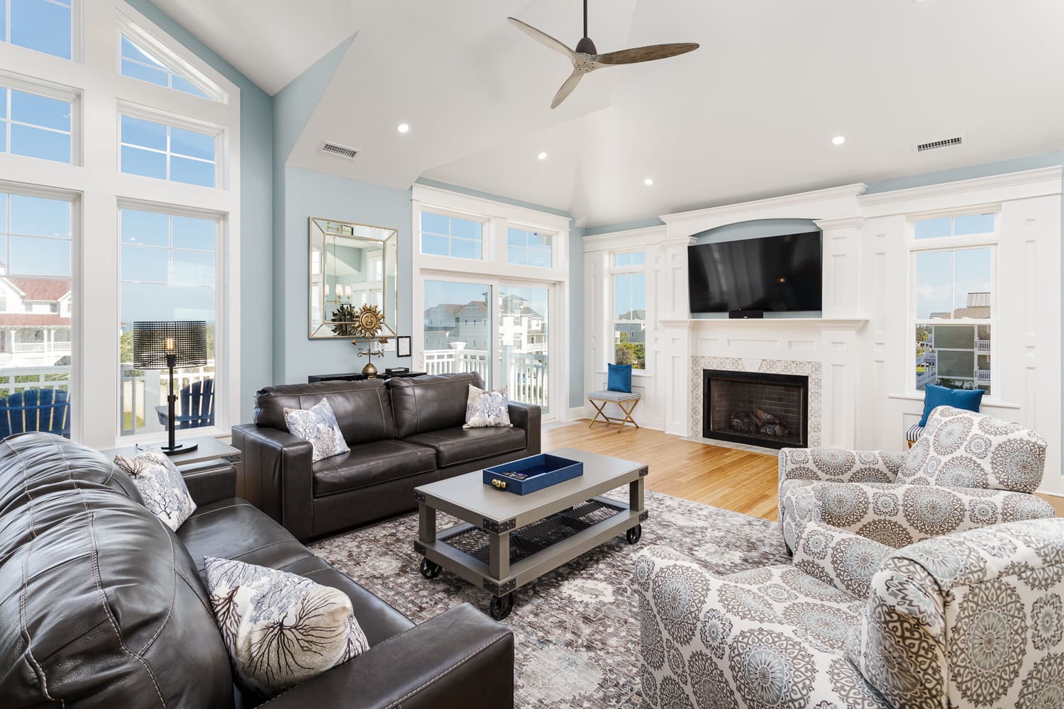 Lighthouse Luxury property image