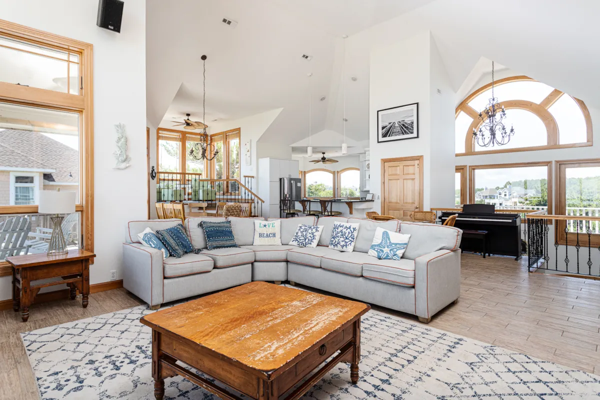 La Fleur de Mer Oceanfront Home in Pine Island Corolla