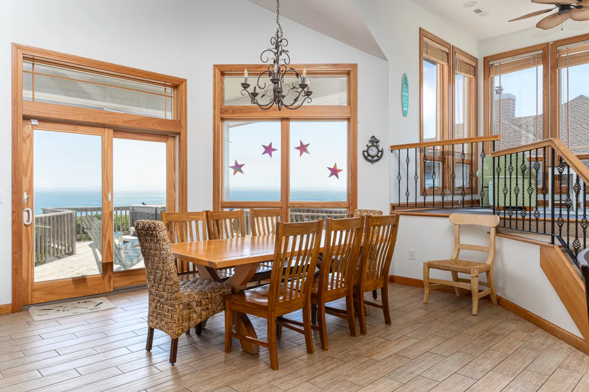 La Fleur de Mer Oceanfront Home in Pine Island Corolla