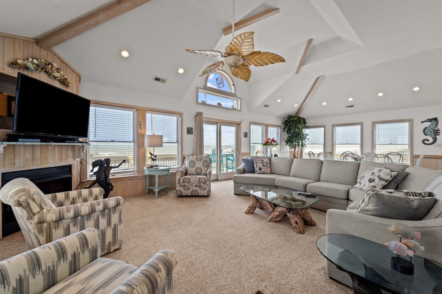Sea Horsing Around property image
