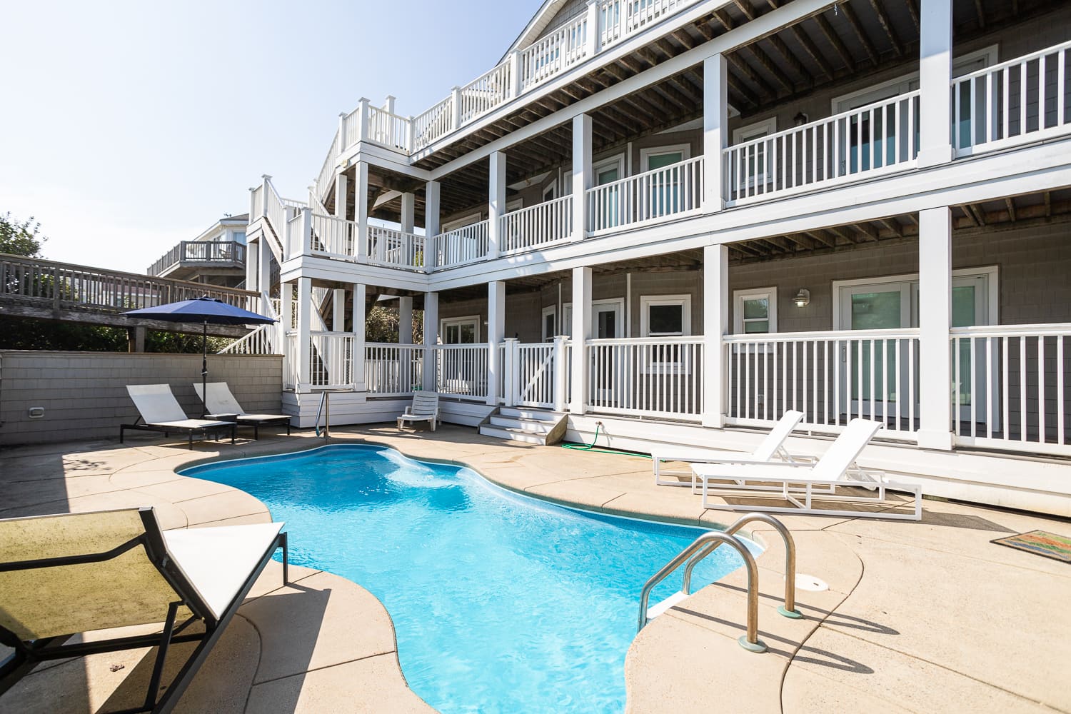 Land's End OBX property image