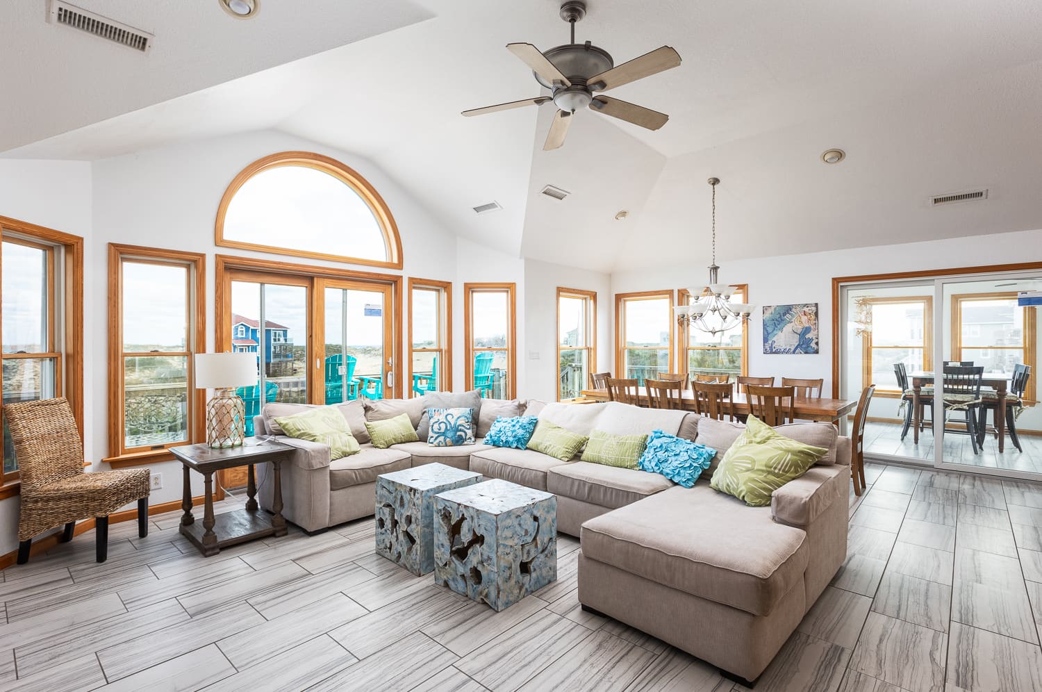 Grateful Waves property image