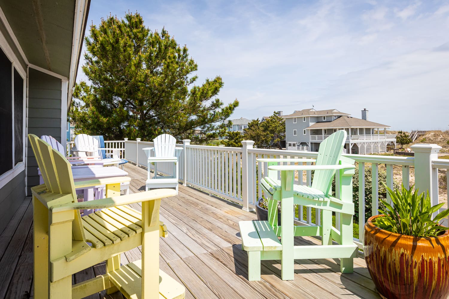 Seascape I Semi-Oceanfront Home in Whalehead Corolla