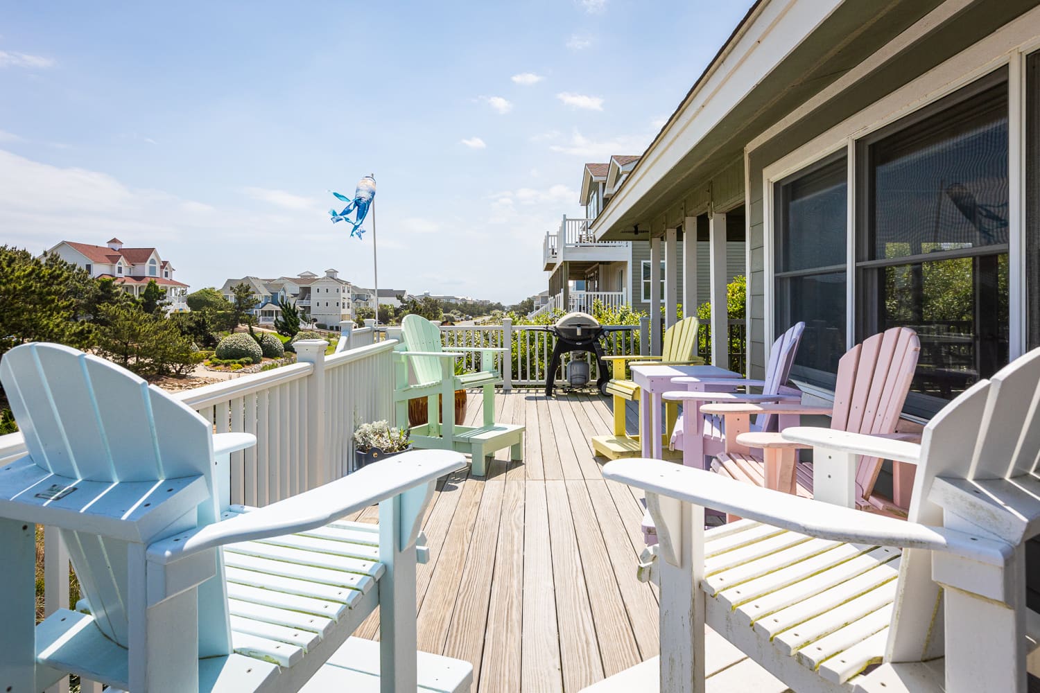 Seascape I Semi-Oceanfront Home in Whalehead Corolla