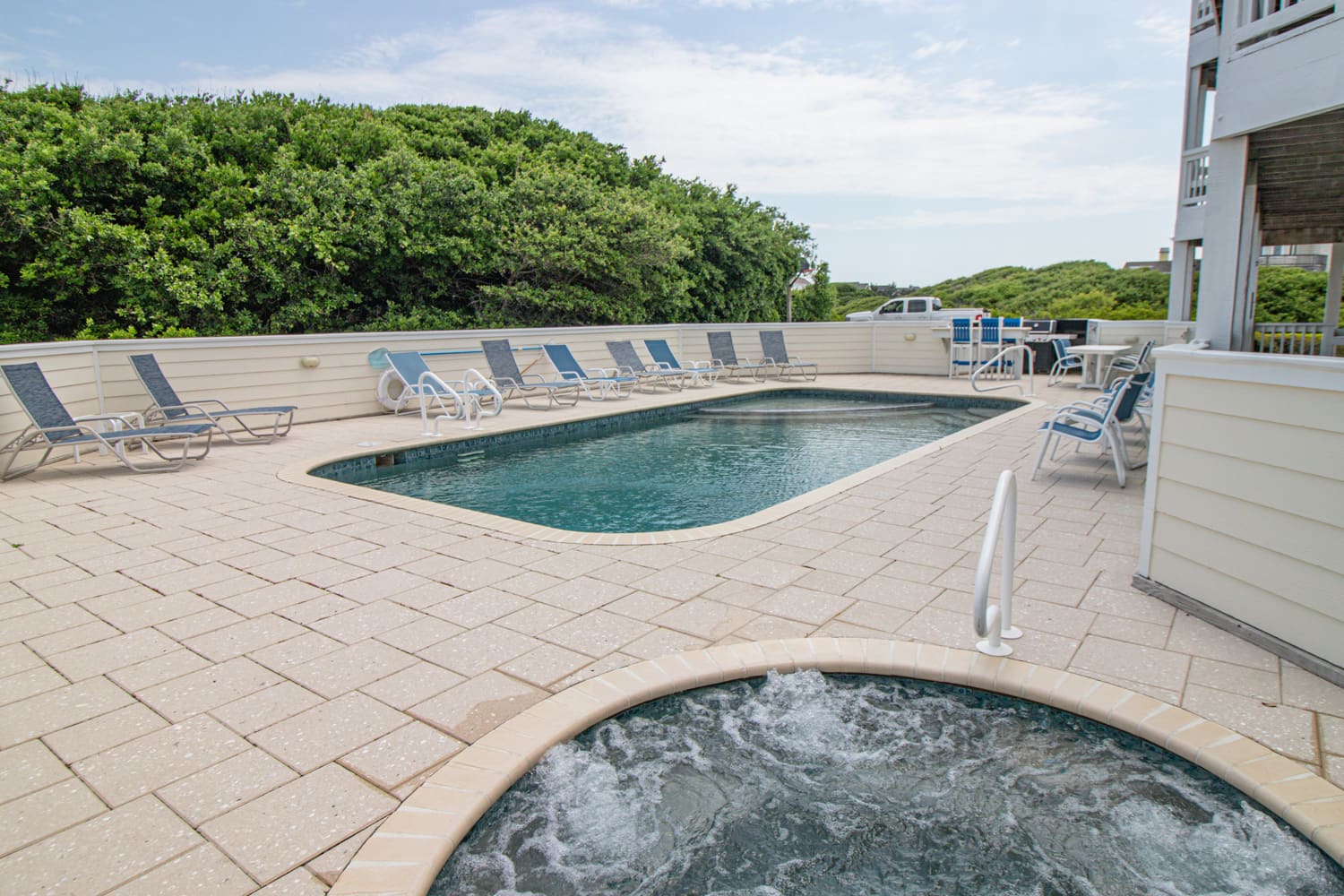 Pearly Shells property image
