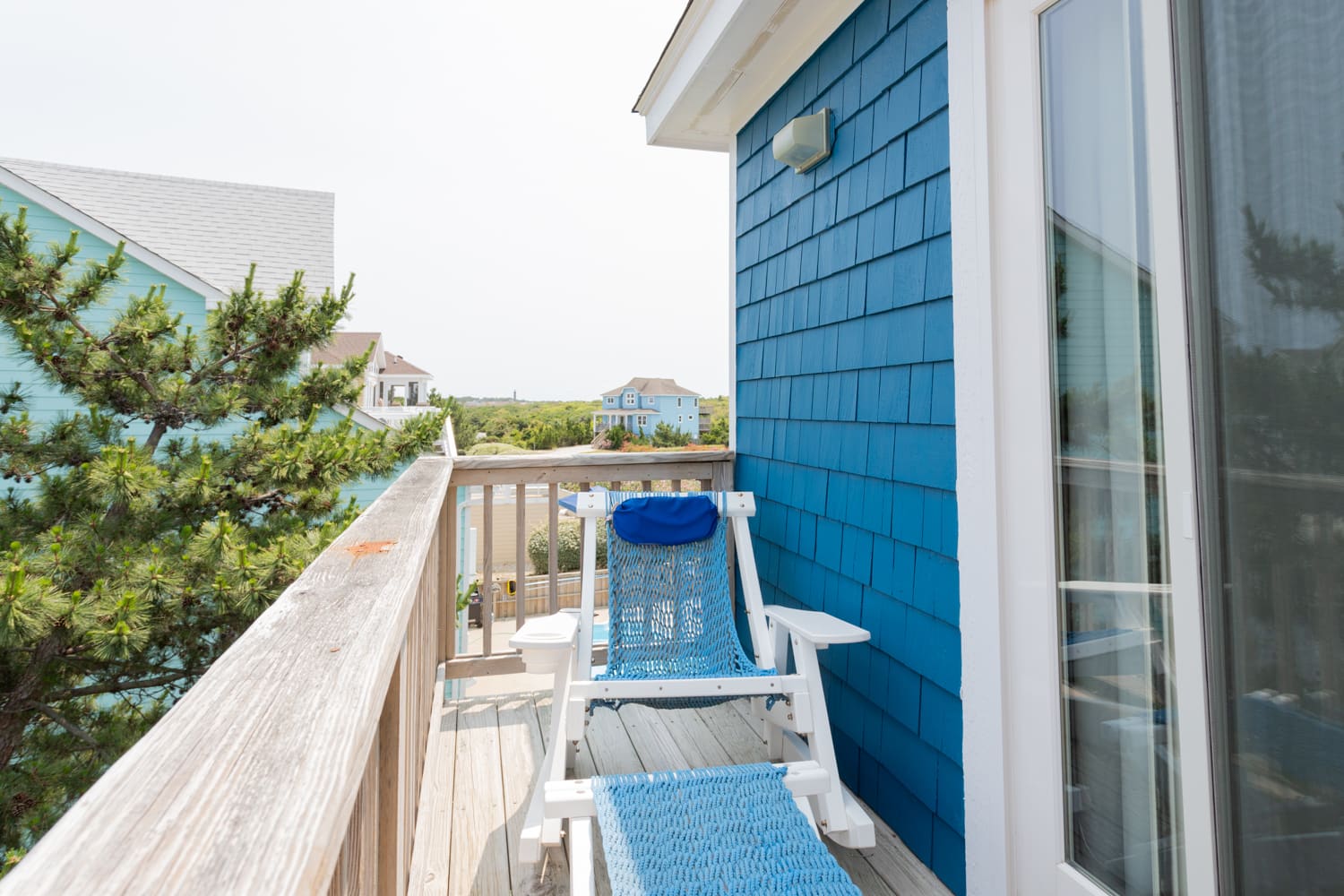 Fish Tales Semi-Oceanfront Home in Villages at Ocean Hill Corolla