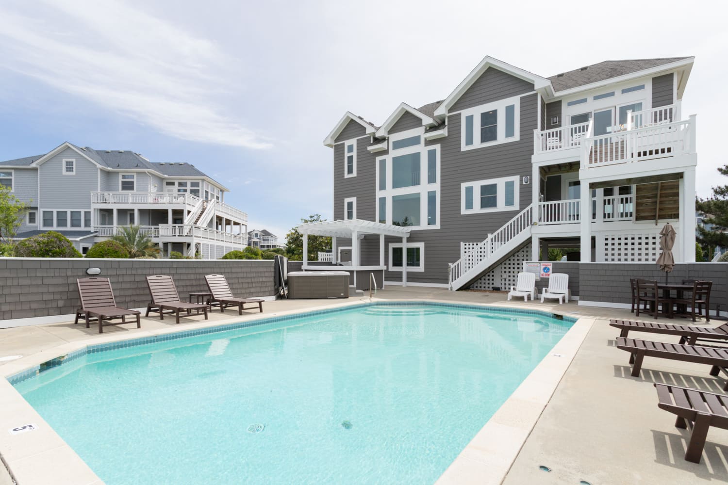 Shore Beats Workin' property image