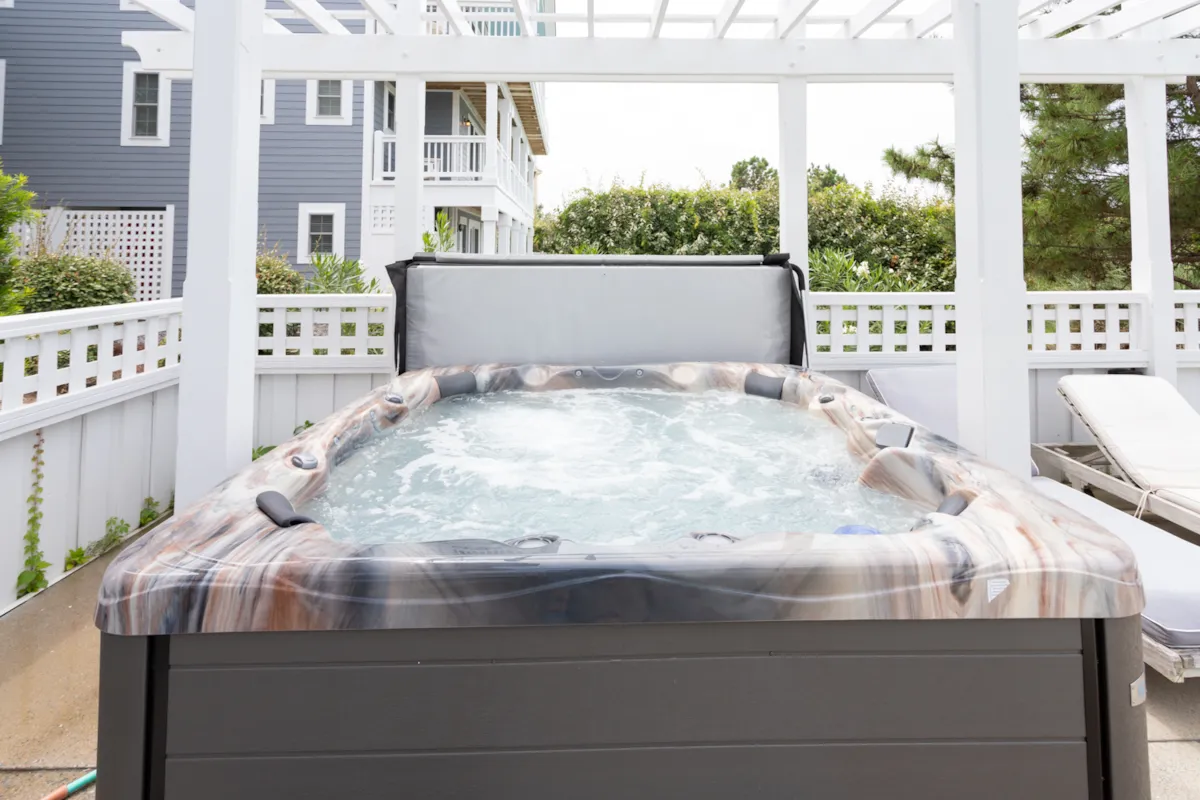Vintage Villa Oceanside Home in Villages at Ocean Hill Corolla