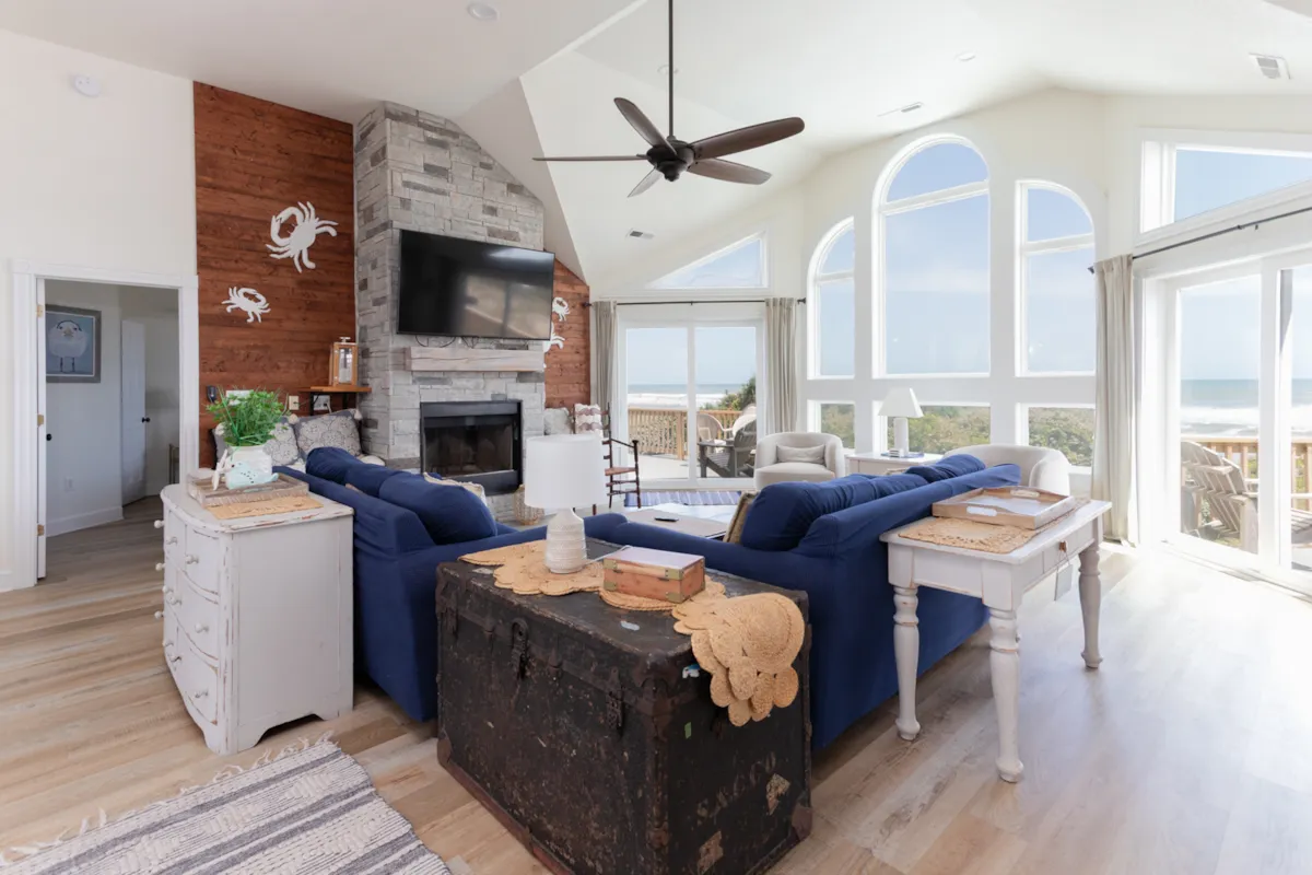 Heavenly Daze Oceanfront Home in Villages at Ocean Hill Corolla