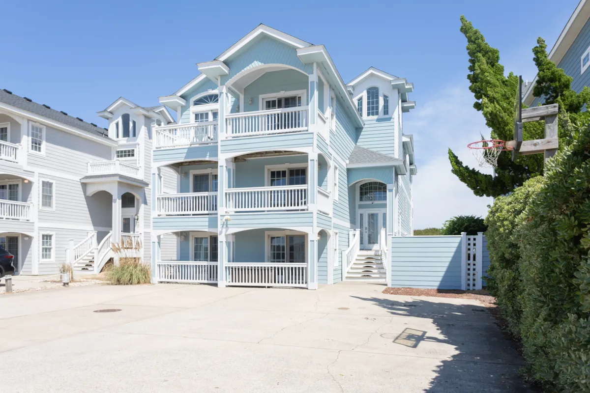 C Dolphin Oceanfront Home in Kill Devil Hills KDH