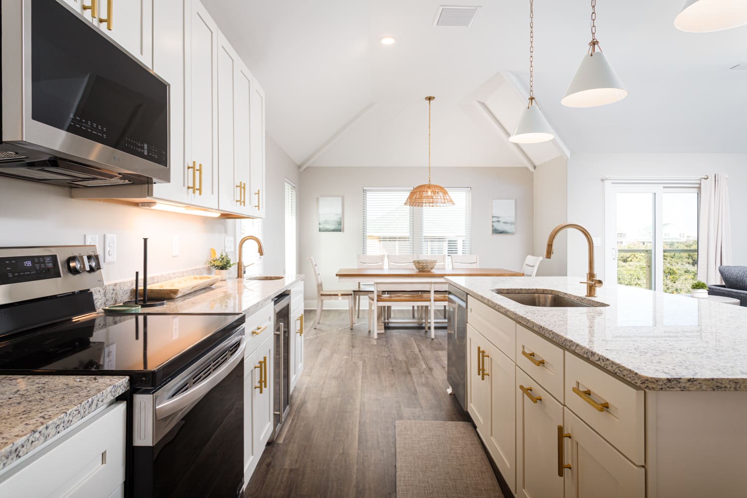 Dreamweaver property image