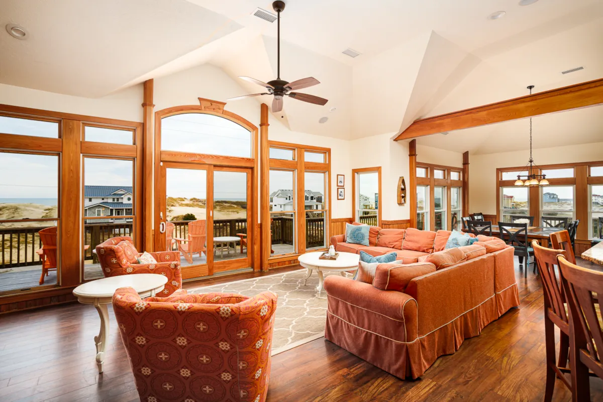 Orange Moon Semi-Oceanfront Home in North Swan Beach 4x4