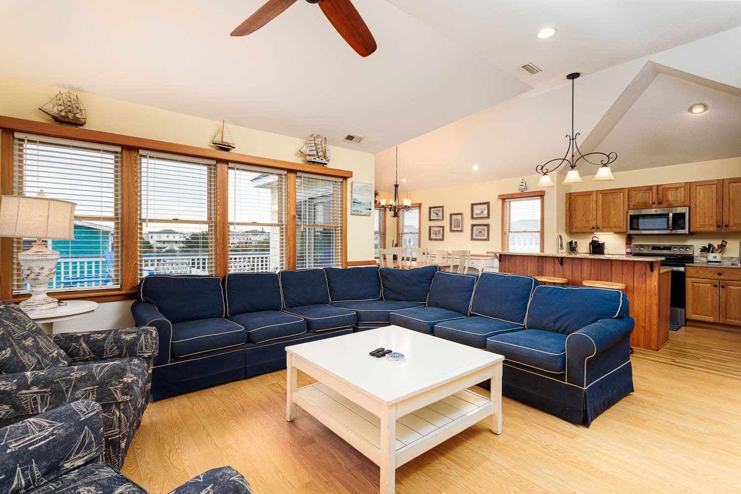 Ocean Light property image