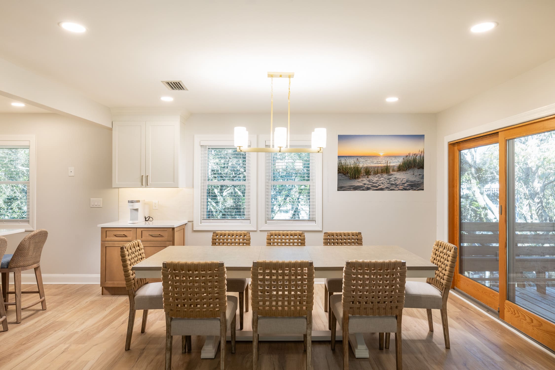 Modern Magnolia property image