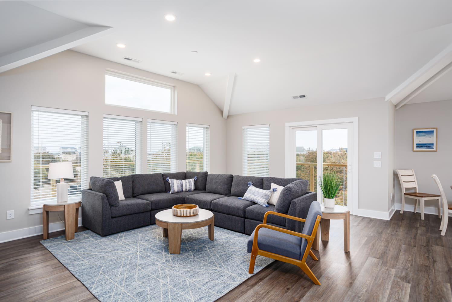 Full House property image