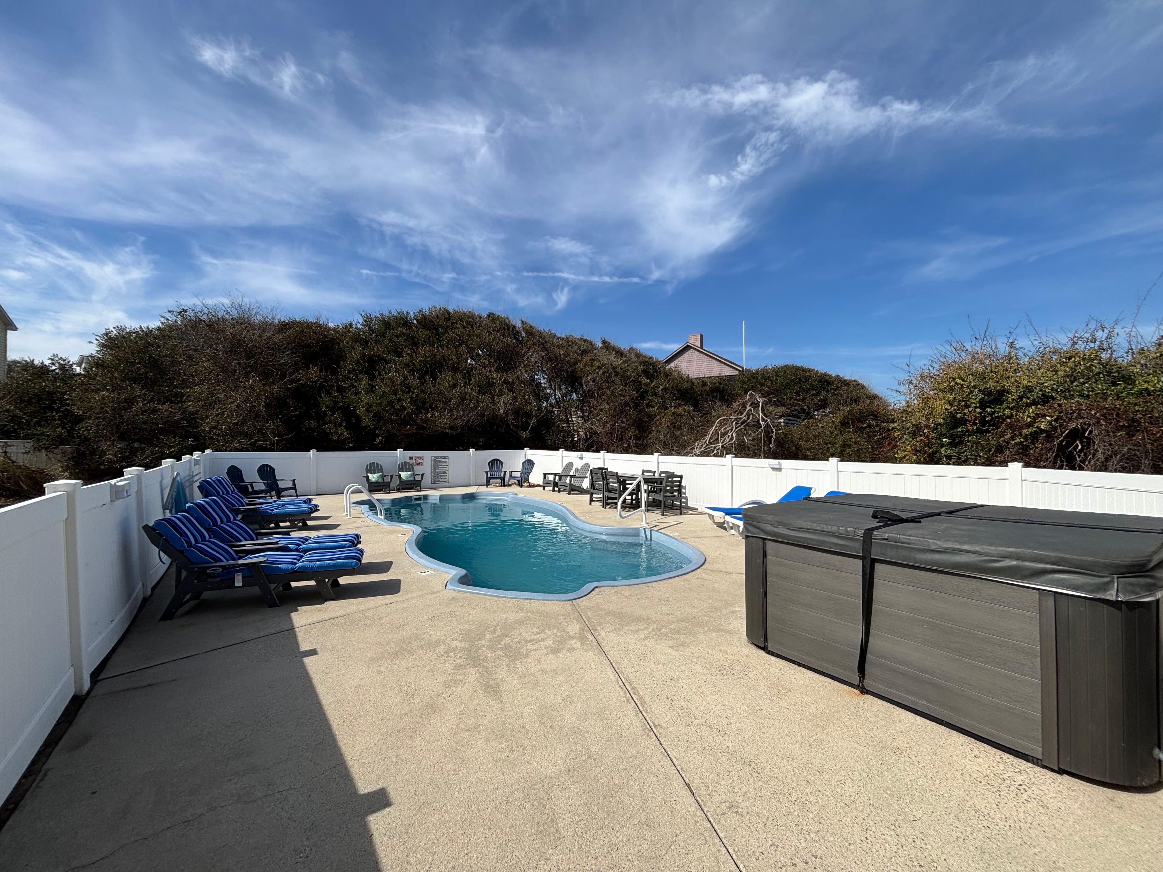 Living on Porpoise property image