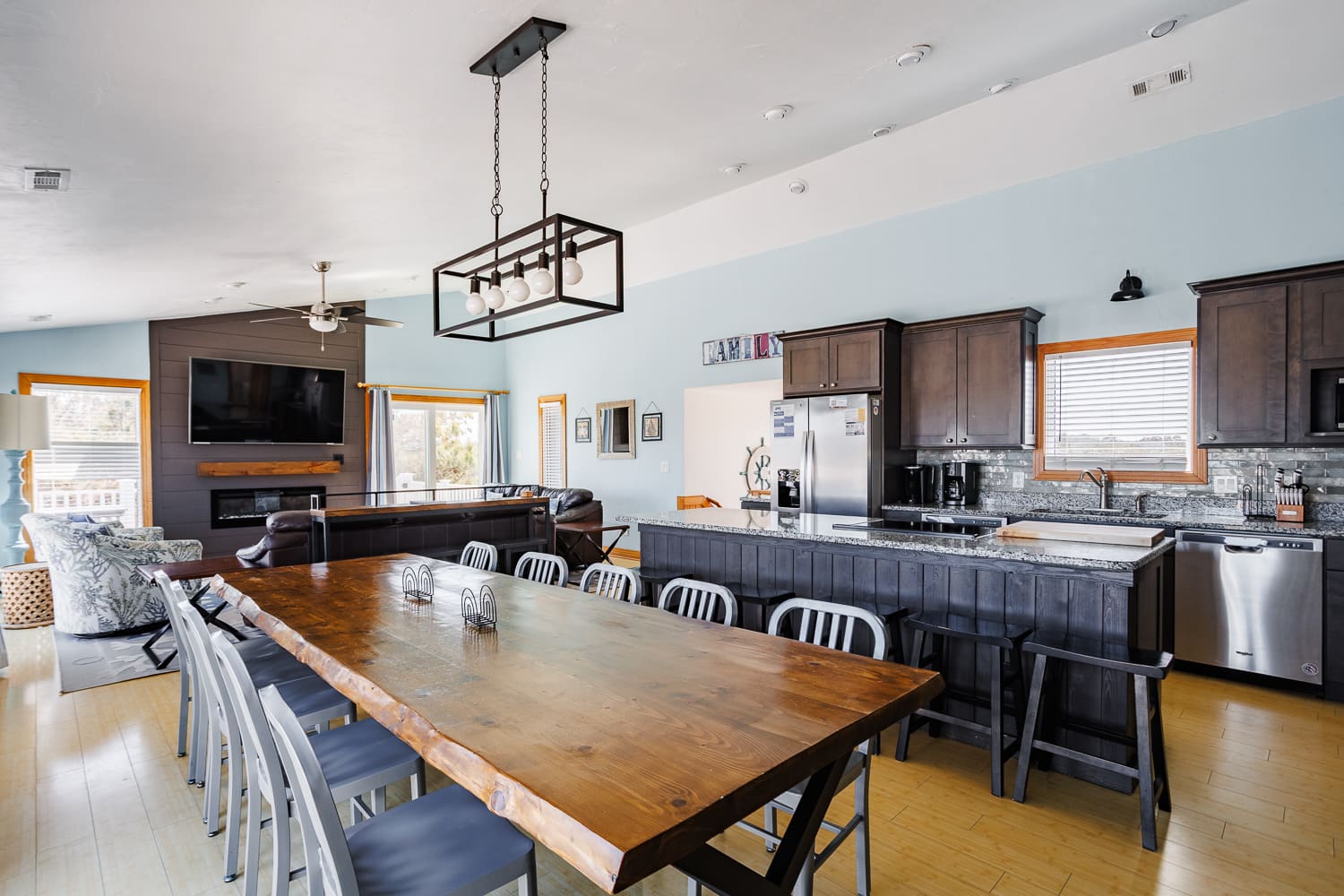 Family Tides property image