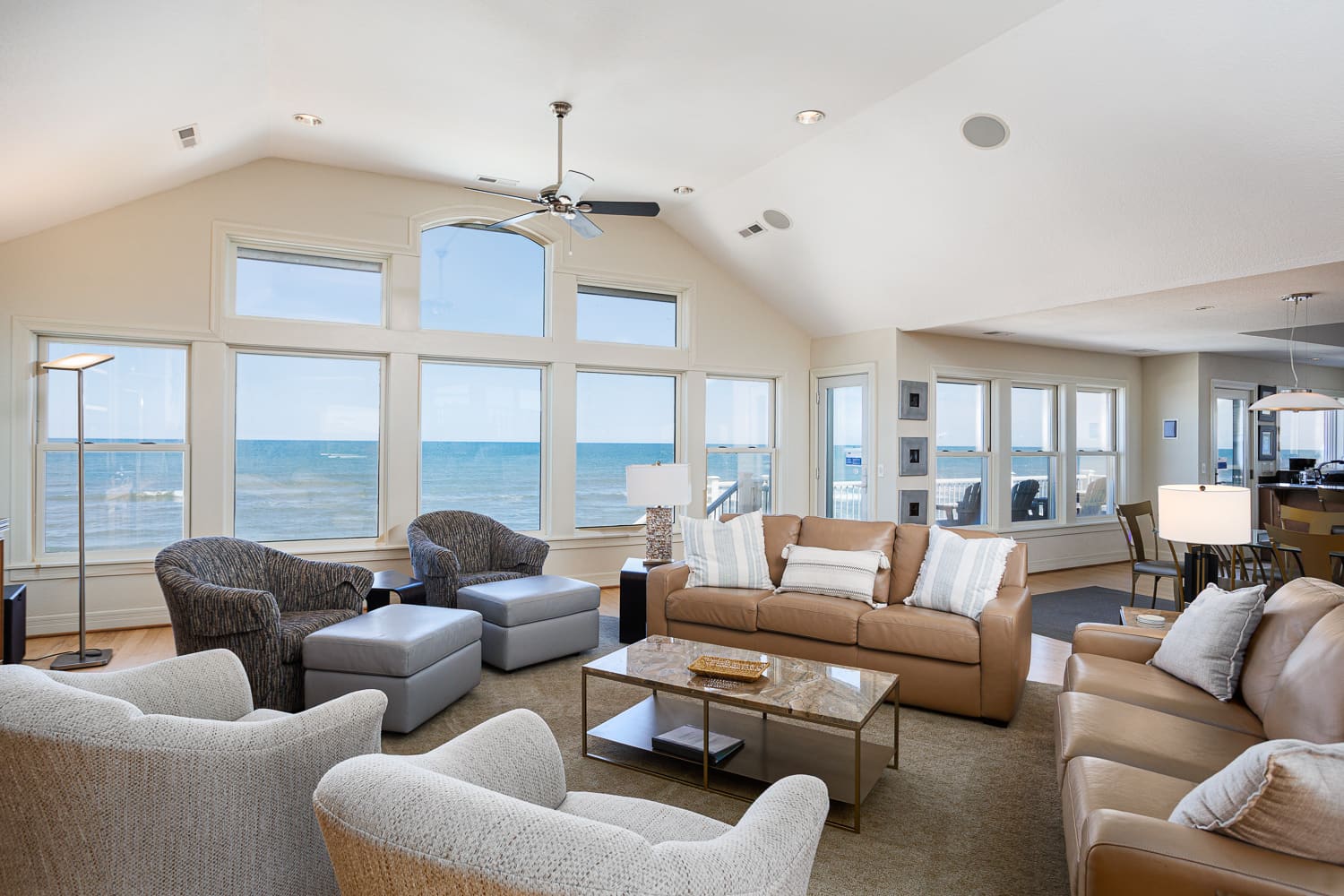 Absolute Paradise property image