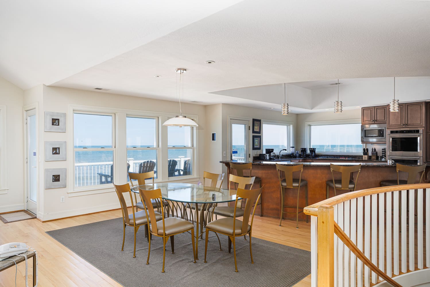 Absolute Paradise Oceanfront Home in Pine Island Corolla