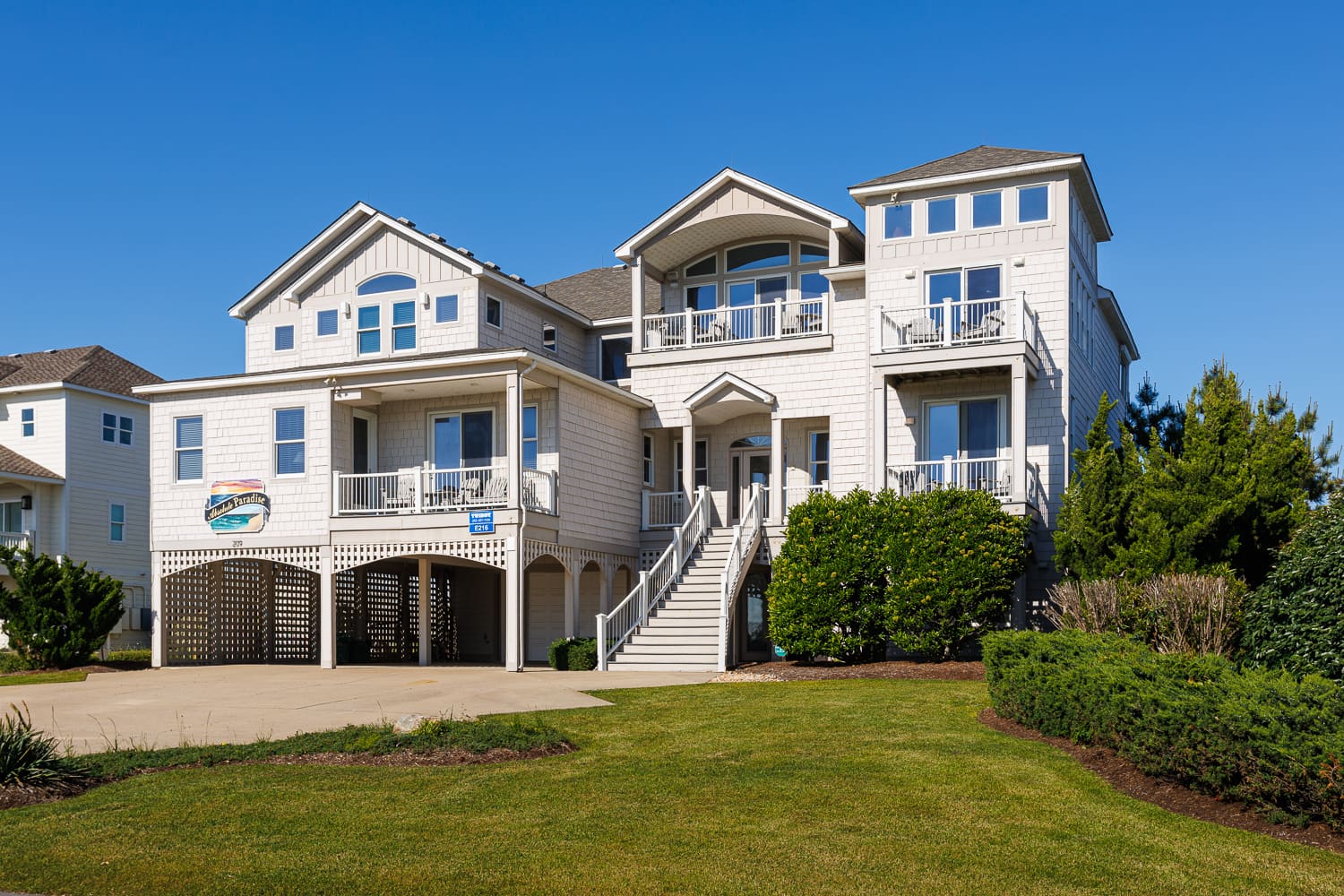 Absolute Paradise property image