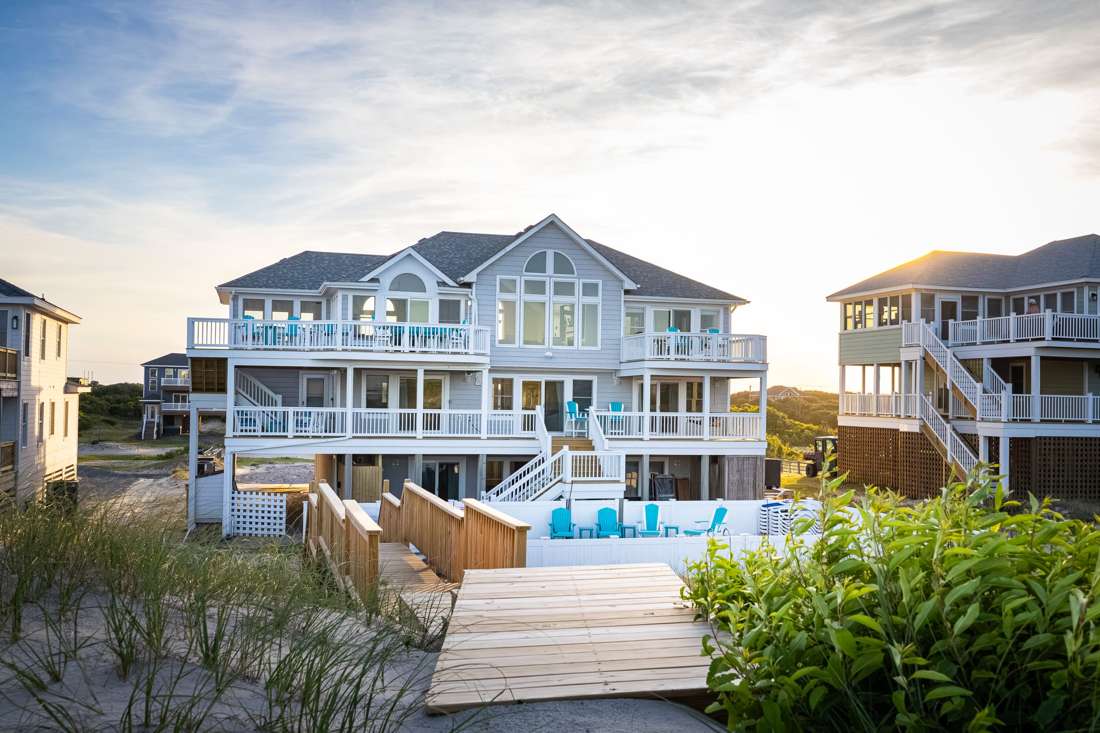 ENDRECHERI　ケリーインザハウス Idyll Time Oceanfront Home in Carova Beach 4x4