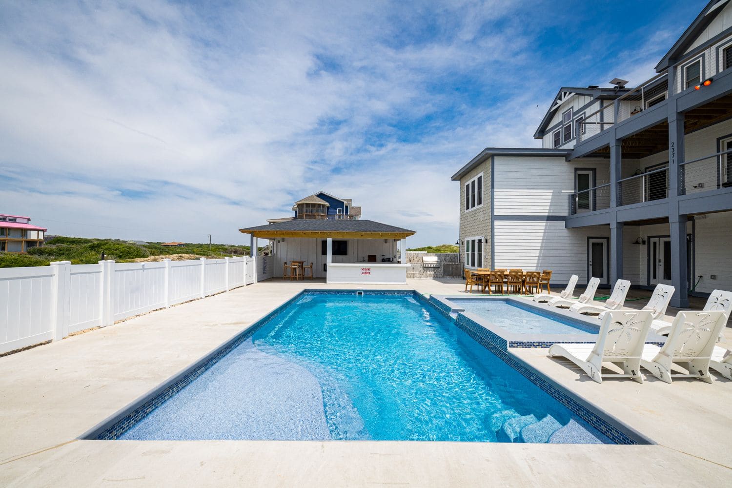 Summer Fridays property image