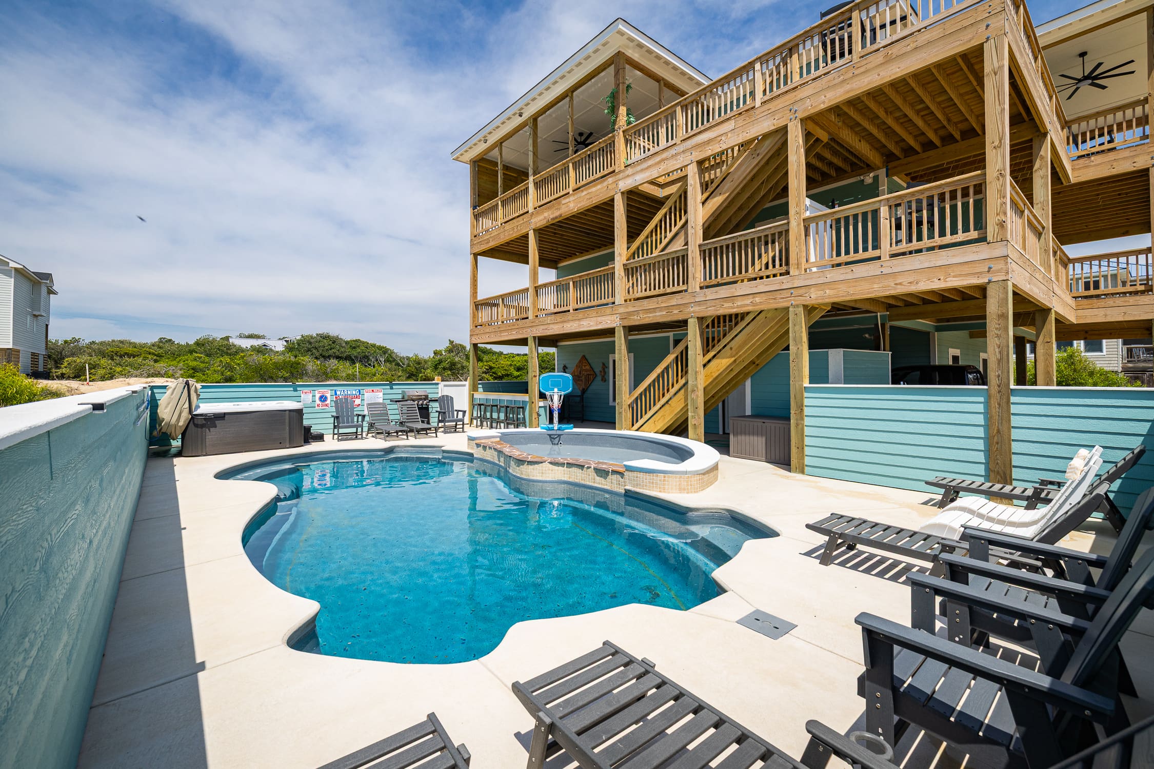 Ocean Eyes property image